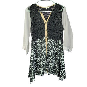 gimmicks by BKE Black and Cream Mixed-Media Button Front Tunic